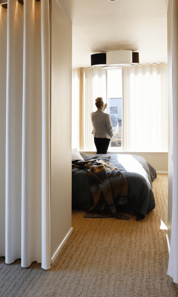 Idealhuse - walk-in-closet